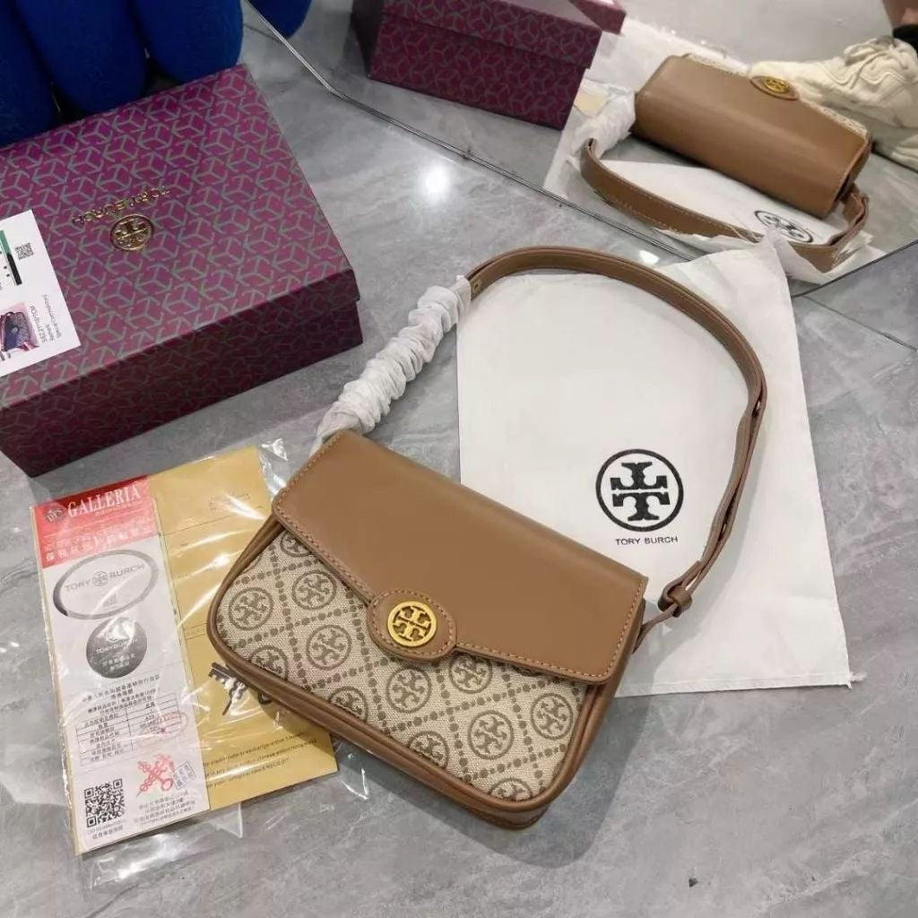 Tory Burch Robinson T Monogram Convertible Shoulder Bag in Beige