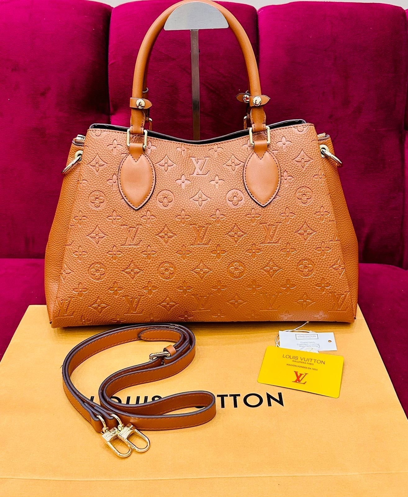 Louis Vuitton Vendome MM Tote Bag in Leather Design