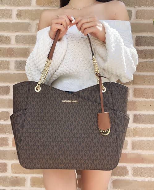 Michael Kors Jet Set Tote Bag in Brown