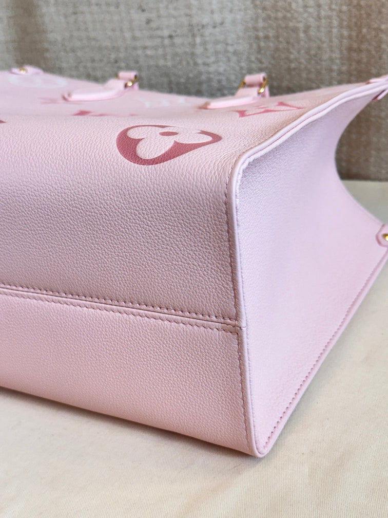 Louis Vuitton OnTheGo MM Large Tote Bag (Degrade Rose)