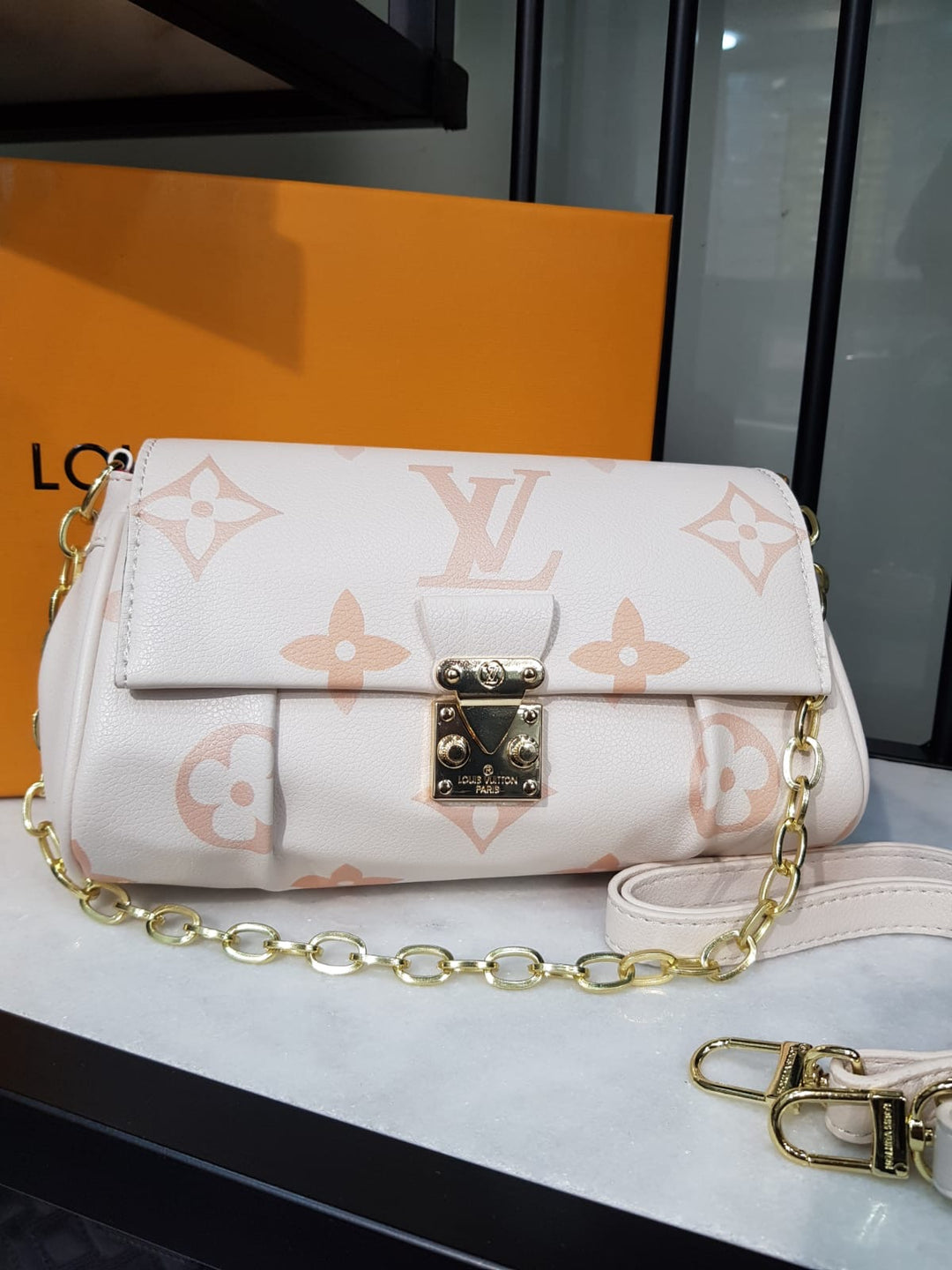 LOUIS VUITTON Favorite Bag