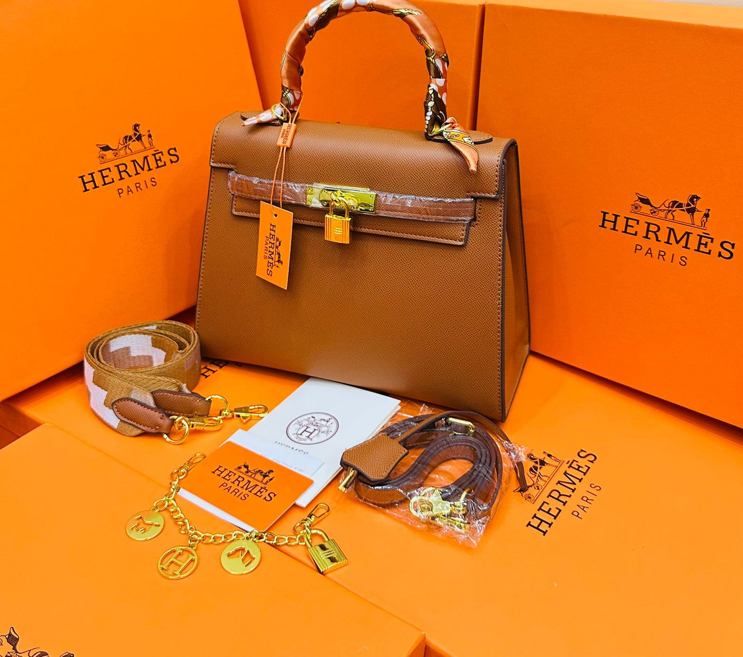 Hermes Kelly 25 Handbag (Brown)
