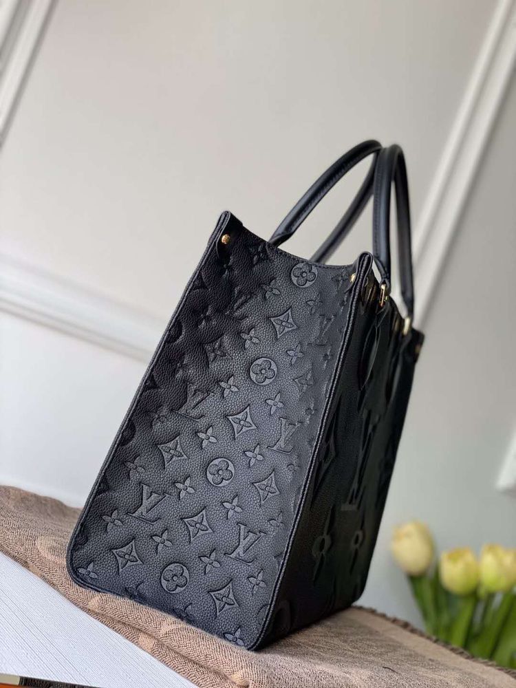 Louis Vuitton OnTheGo MM Large Tote Bag (Black)