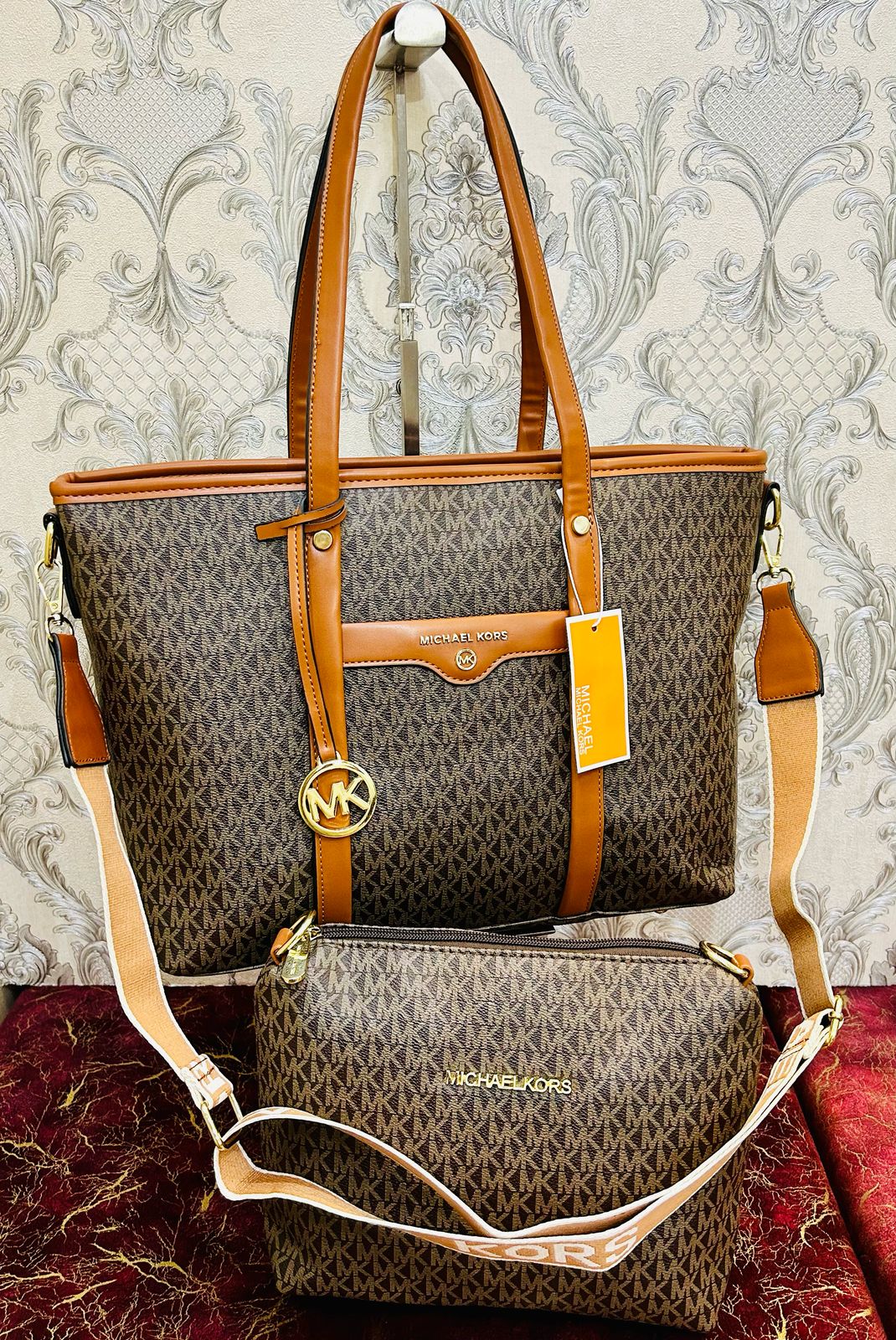 MICHAEL KORS Beck Tote Bag