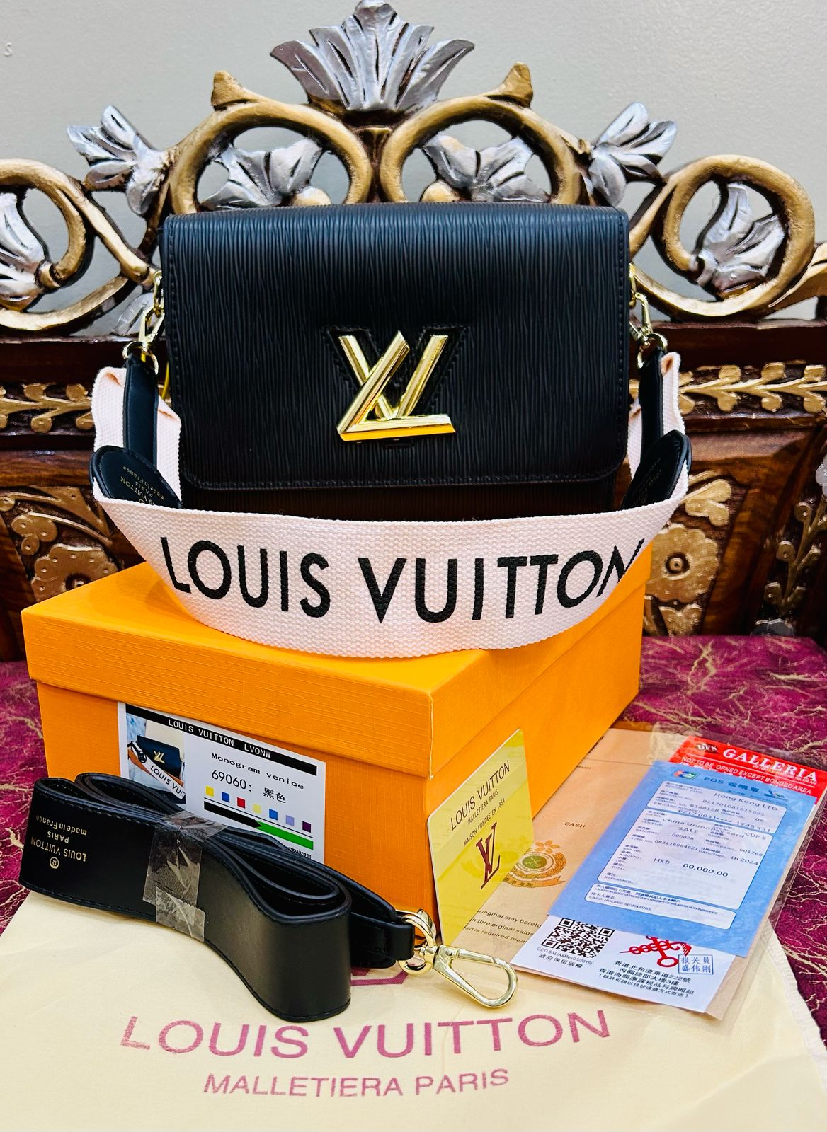 LOUIS VUITTON Twist MM Shoulder Bag