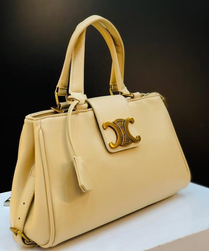 CELINE Medium Appoline in Supply Calfskin