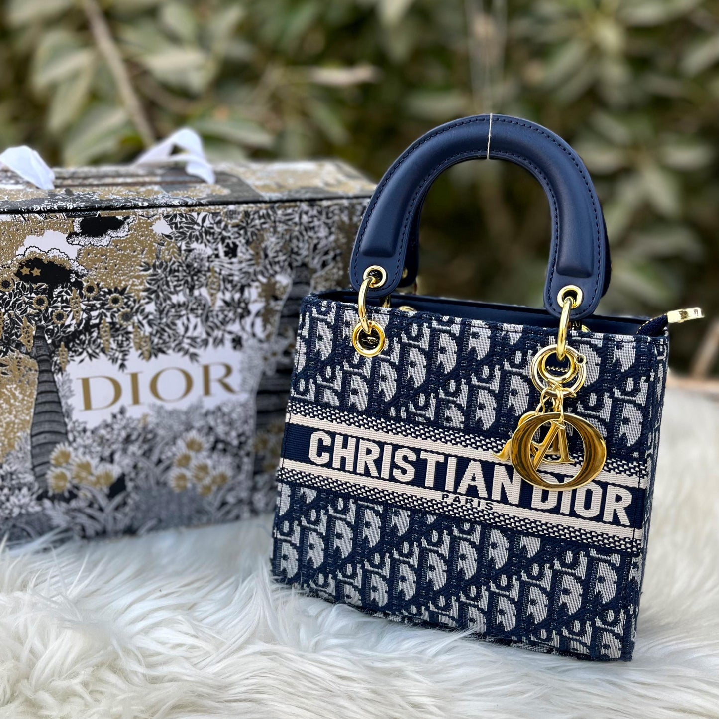 CHRISTIAN DIOR Embroidery Hand Bag