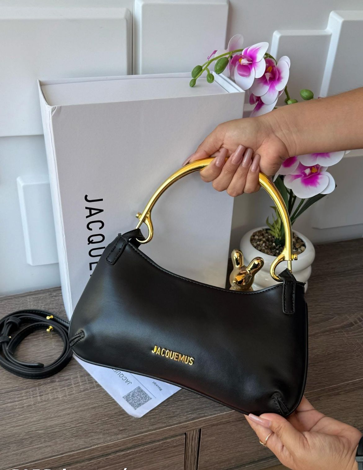 JACQUEMUS Le Bisou Mousqueton Bag