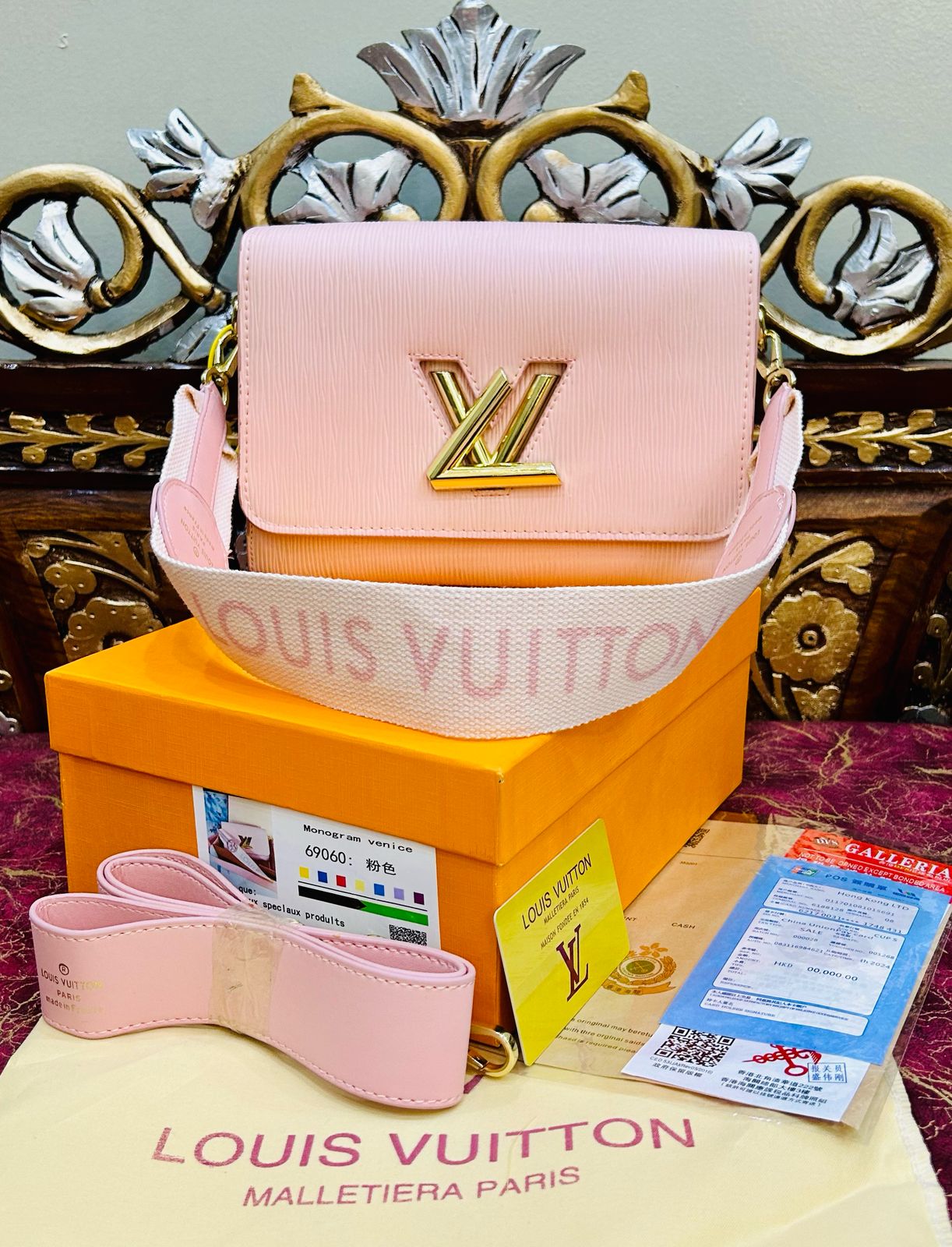 LOUIS VUITTON Twist MM Shoulder Bag