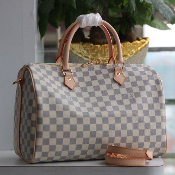 Louis Vuitton Speedy Bandoulière 30 Handbag