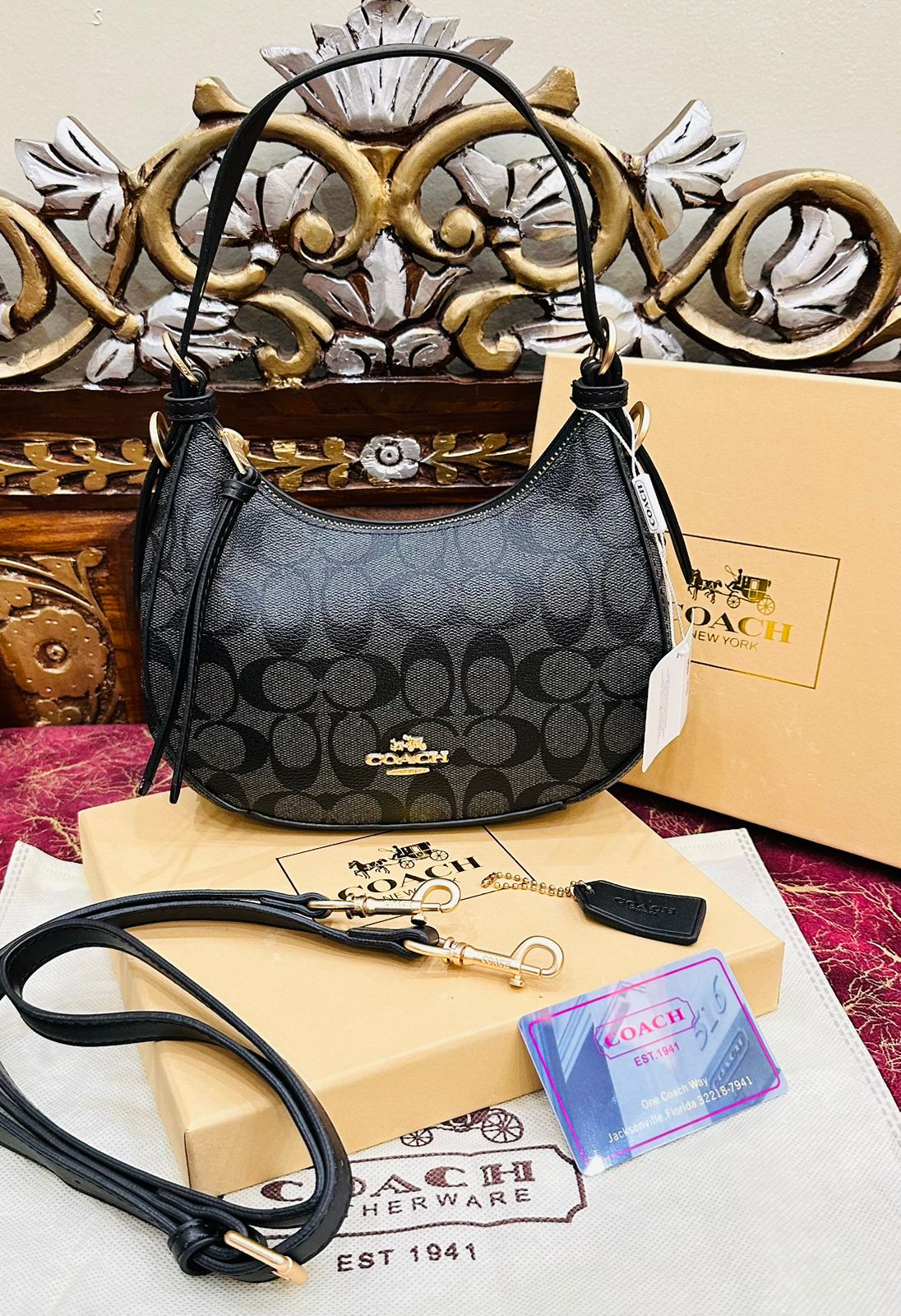 Coach Kleo Hobo in Signature Canvas (Black)