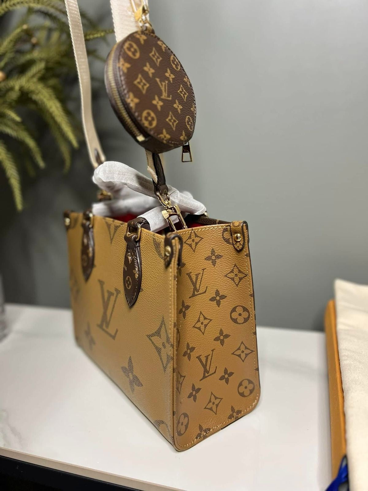 Louis Vuitton OnTheGo PM Hand Bag