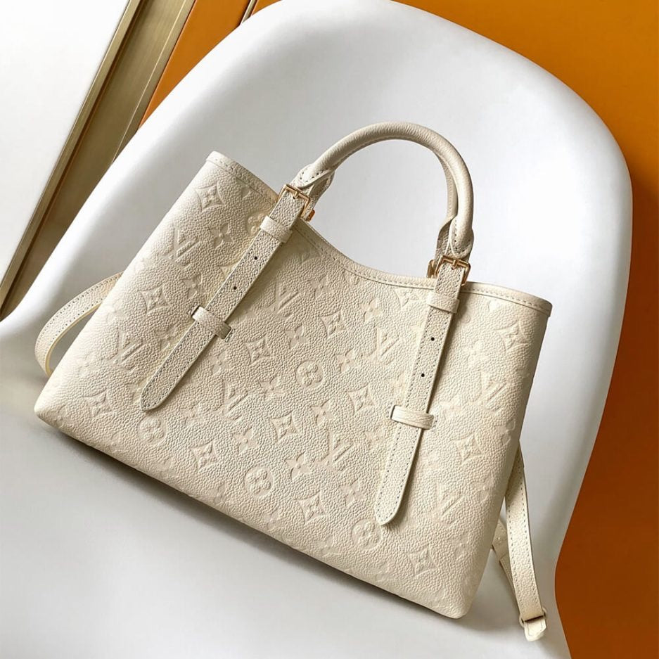 Louis Vuitton Babylone Tote PM in Creme
