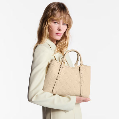 Louis Vuitton Babylone Tote PM in Creme