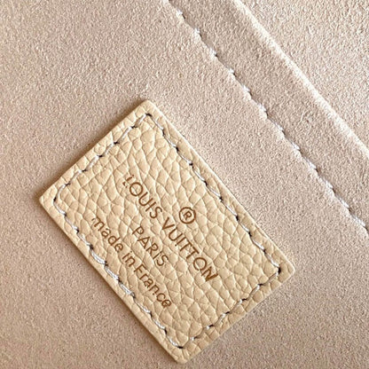 Louis Vuitton Babylone Tote PM in Creme