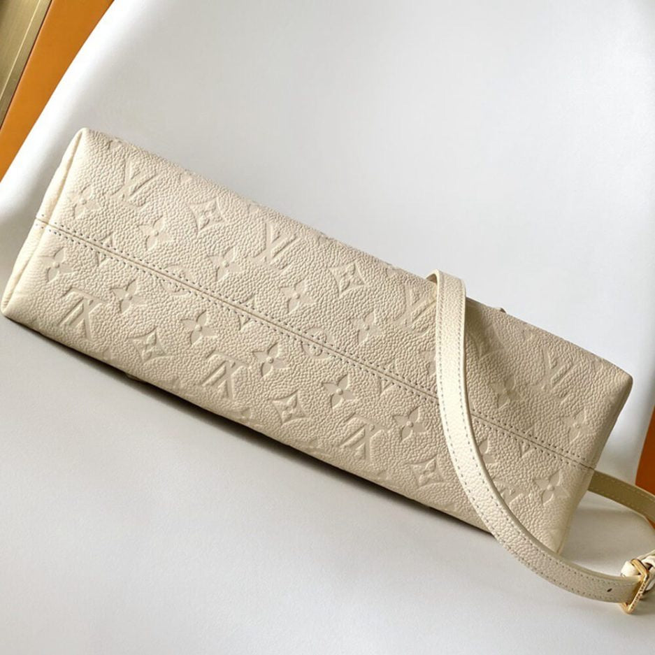 Louis Vuitton Babylone Tote PM in Creme