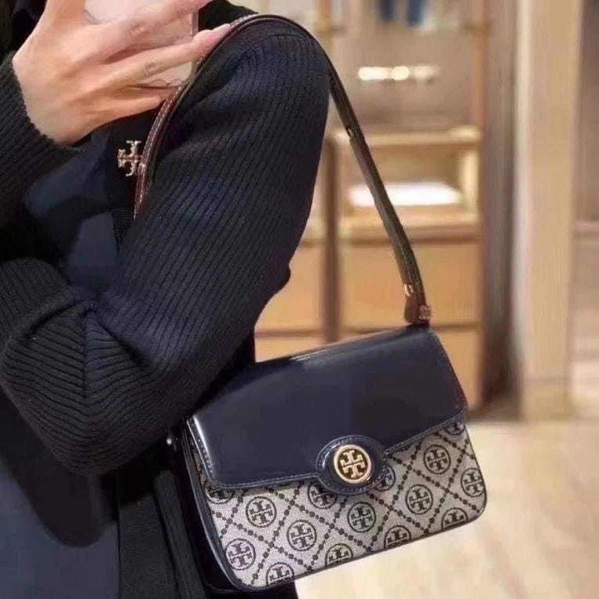 Tory Burch Robinson T Monogram Convertible Shoulder Bag in Blue