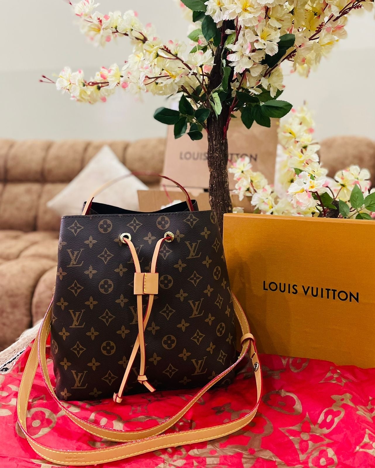 Louis Vuitton NéoNoé Shoulder Bag
