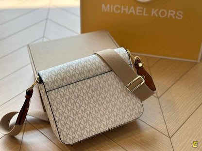 MICHAEL KORS Sloan Editor Shoulder Bag
