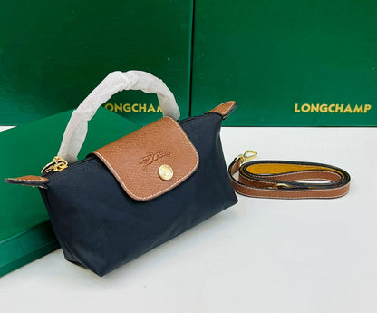 Longchamp Le Pliage Pouch with Handle (Black)