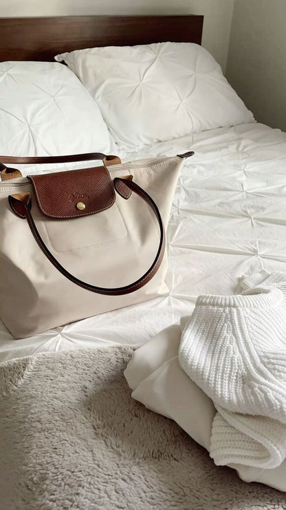 Longchamp Le Pliage M Tote Bag (White)