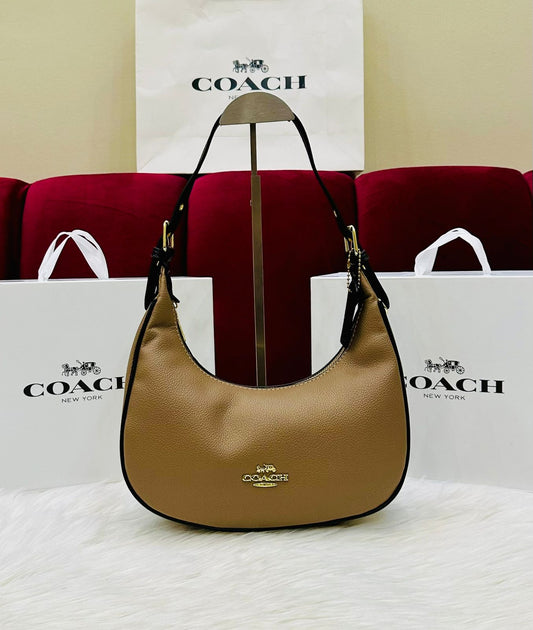 COACH Bailey Hobo Shoulder Bag Leather Design