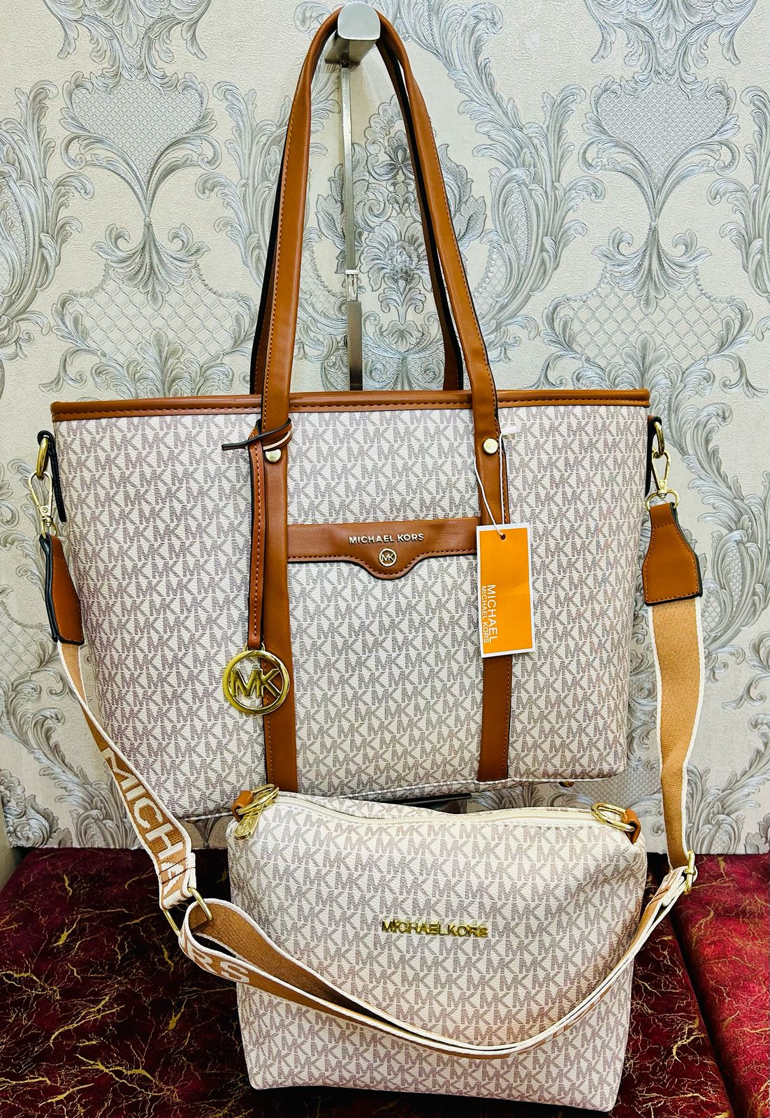 MICHAEL KORS Beck Tote Bag