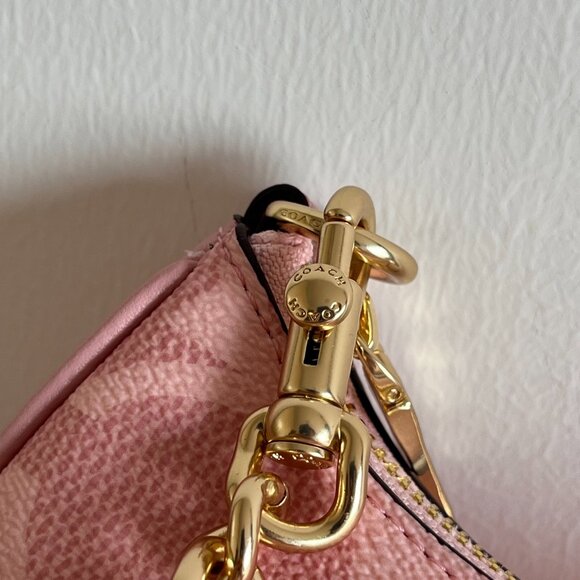 Coach Teri Shoulder Bag (Powder Pink)