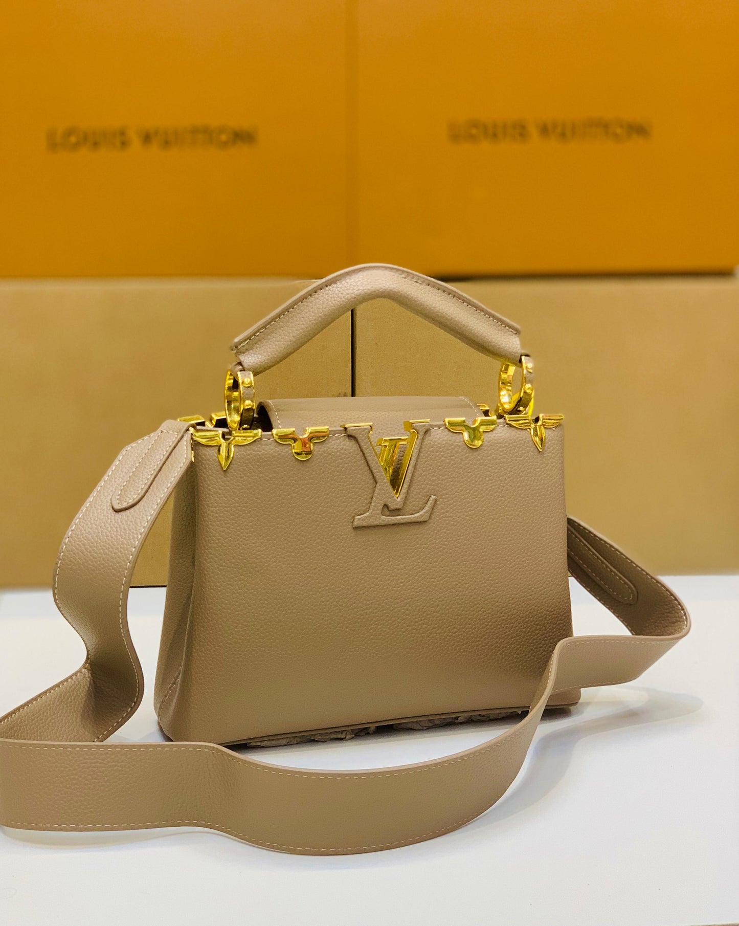 Louis Vuitton Capucines BB Hand Bag (Beige)