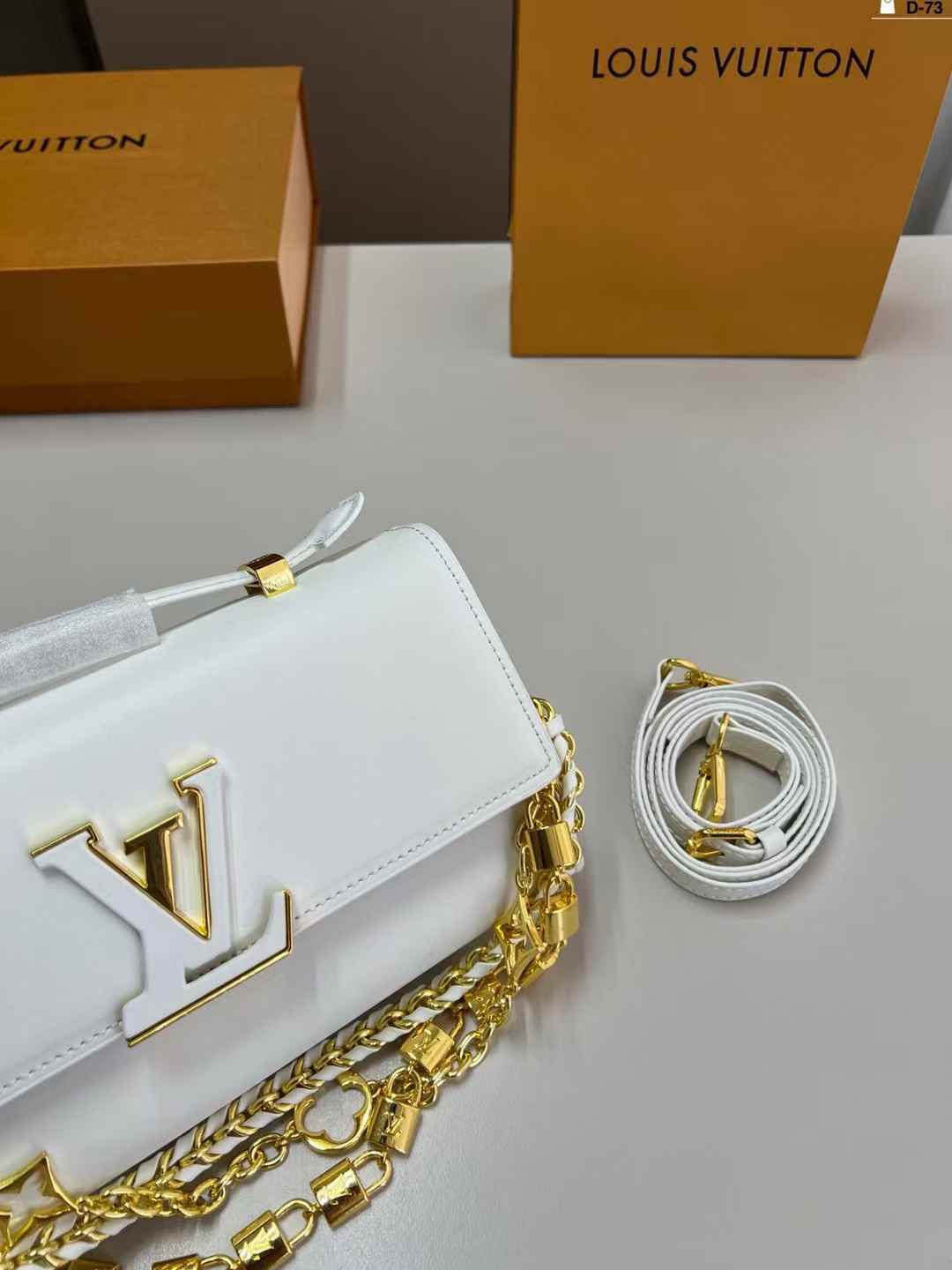 Louis Vuitton Wallet On Chain Capucines (White)