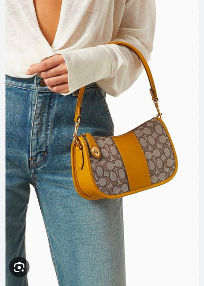 Coach Swinger In Signature Jacquard